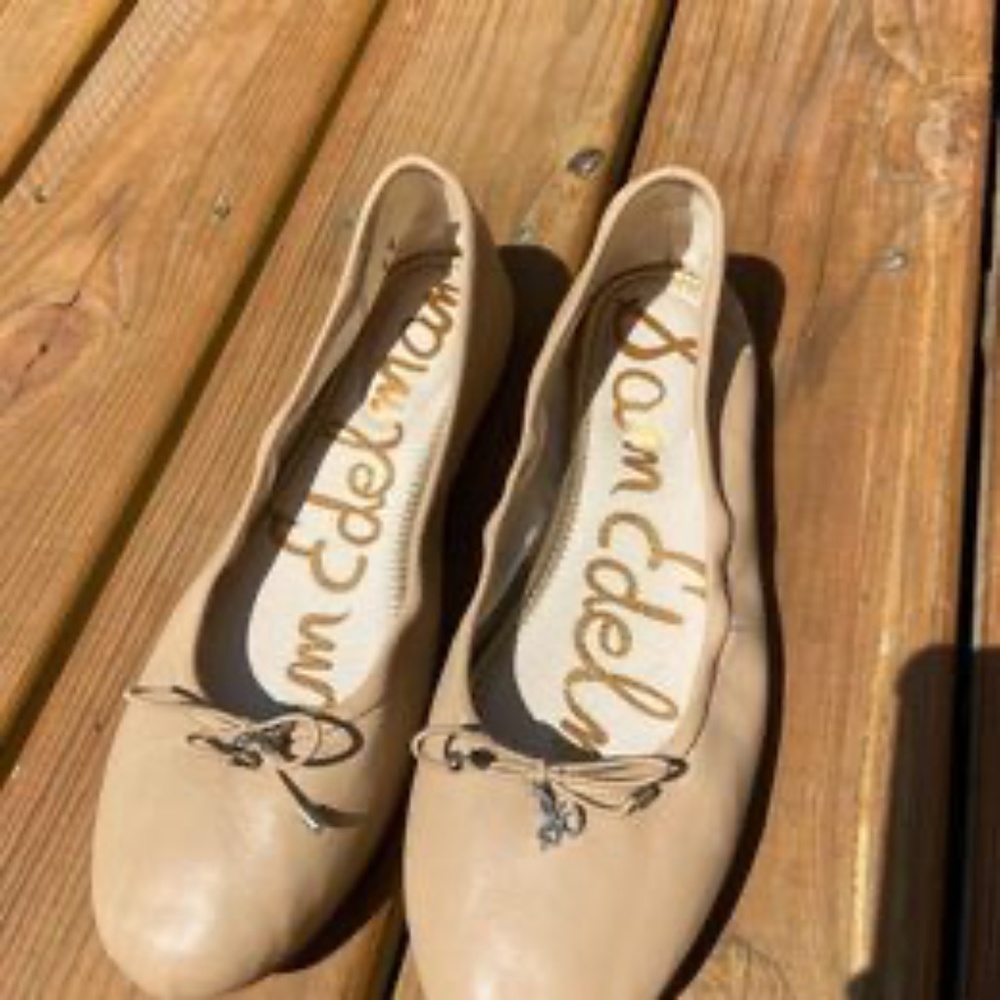 Sam Edelman Flats (size 9)